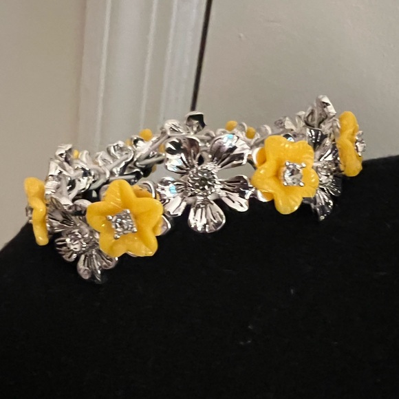 🌸🌸Vintage Looking Sunny Necklace with Matching Bracelet 🌸🌸 - Picture 7 of 8